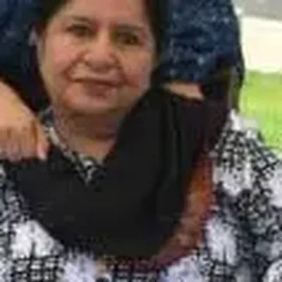 Dolly Rajiv Khanna